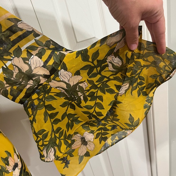 Yellow Cabi sheer blouse - Picture 2 of 5